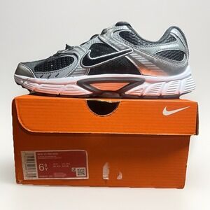 Nike V5 RNR Size 6.5 Youth